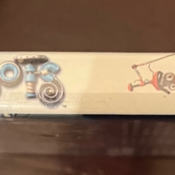 ROBOTS DVD;with case;Full-screen;frm the creators of Ice Age;Great condition. - Picture 5 of 8